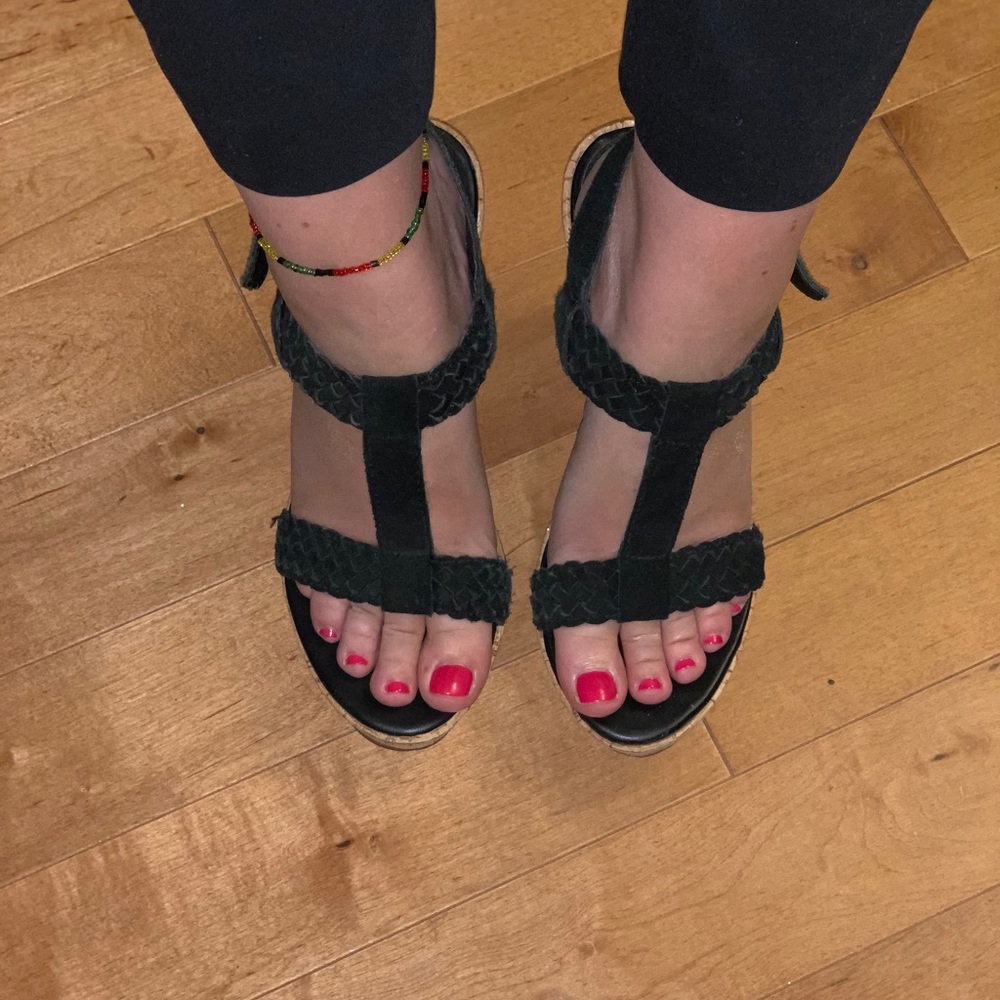 Cork bottom wedges.